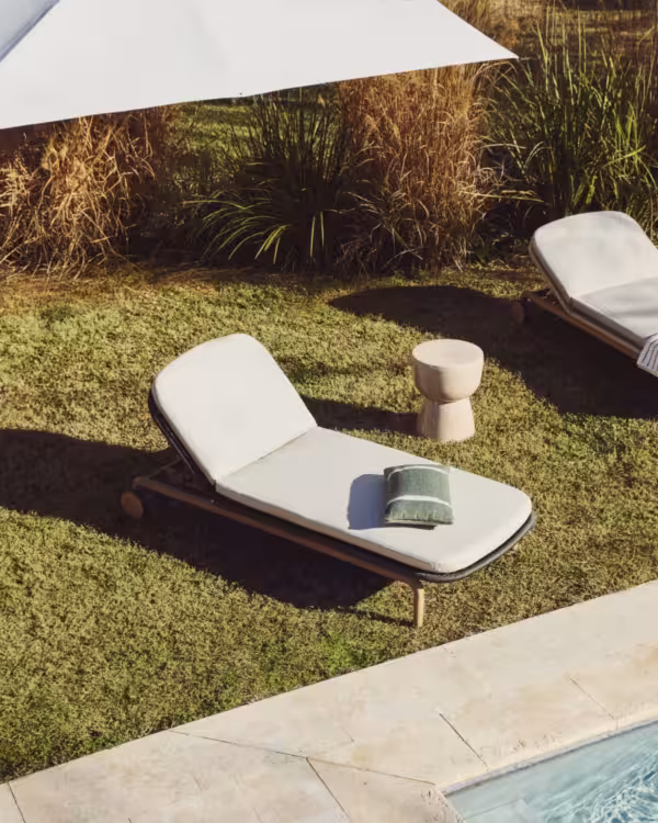 Sun lounger