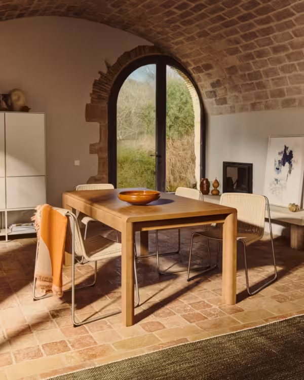 Standard Table