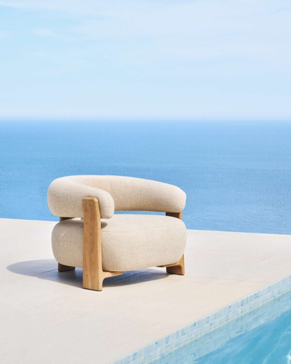 Arm-chair